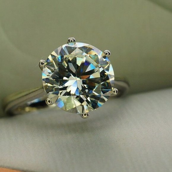 Ring Size 5, Cubic Zirconia Engagement Ring, Promise Bling Ring, Solitaire Ring - Picture 4 of 6